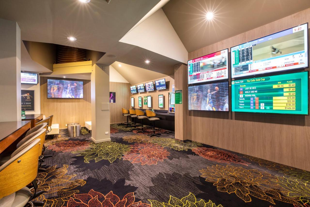 Burvale Hotel Nunawading Экстерьер фото